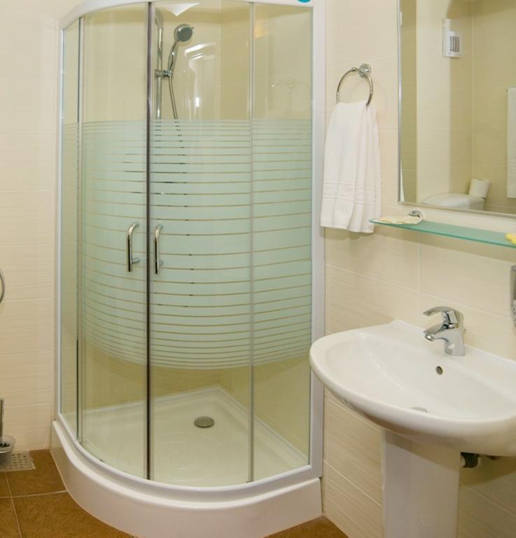 Hotel Toacabellevue Gura Humorului Ruang foto