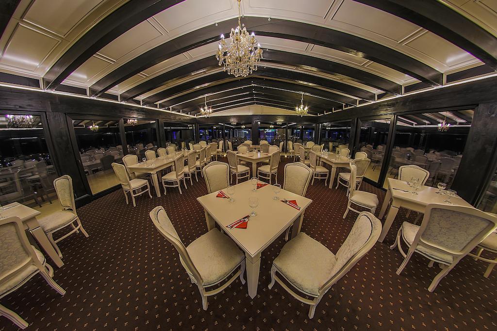 Hotel Toacabellevue Gura Humorului Bagian luar foto